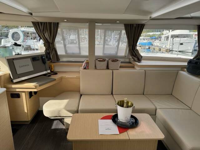 Fountaine Pajot Astrea 42 Unsupervised