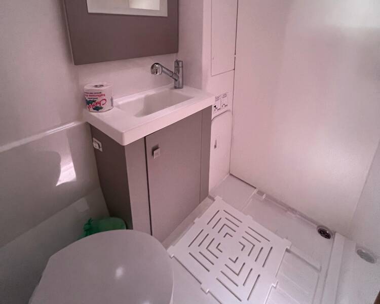 Fountaine Pajot Astrea 42 VENT D'ARGUIN