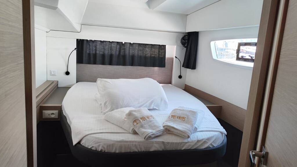 Fountaine Pajot Astrea 42 Cicada