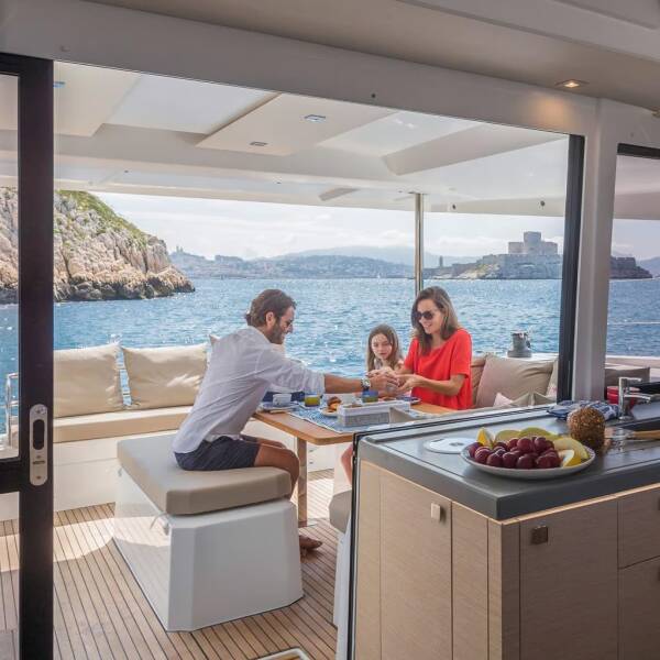 Fountaine Pajot Astrea 42 Rendezvous III