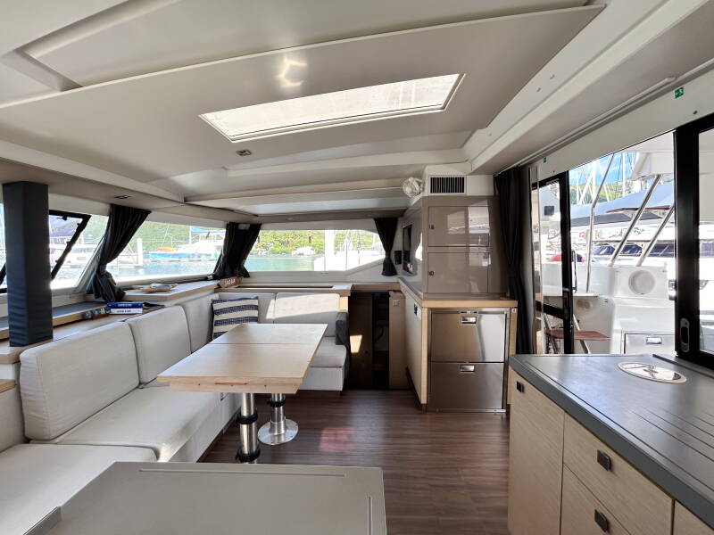 Fountaine Pajot Astrea 42 Brown Eyed Girl