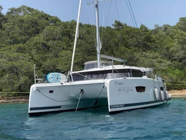 Fountaine Pajot Astréa 42 • Sirius 1