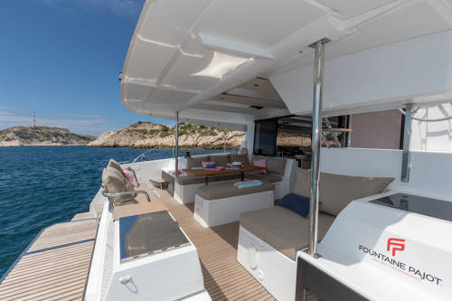 Fountaine Pajot Astrea 42 Bollinger