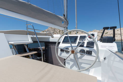 Fountaine Pajot Astrea 42 Bollinger