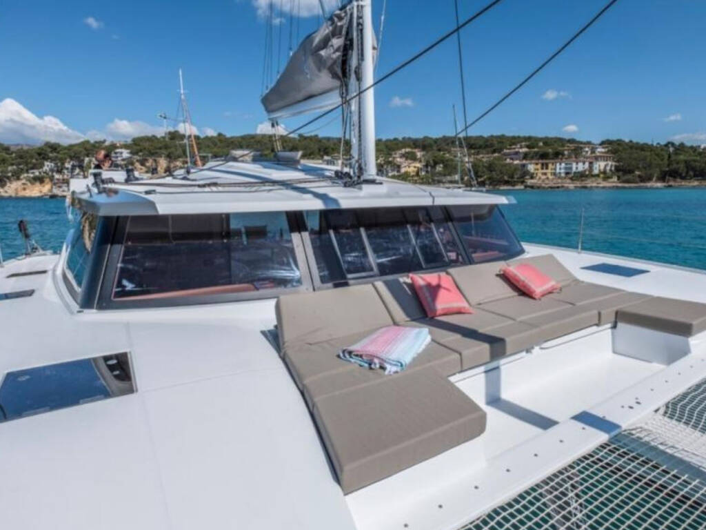 Fountaine Pajot Astrea 42 Deutz