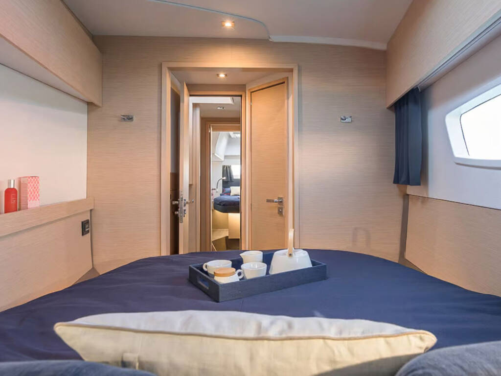 Fountaine Pajot Astrea 42 Deutz