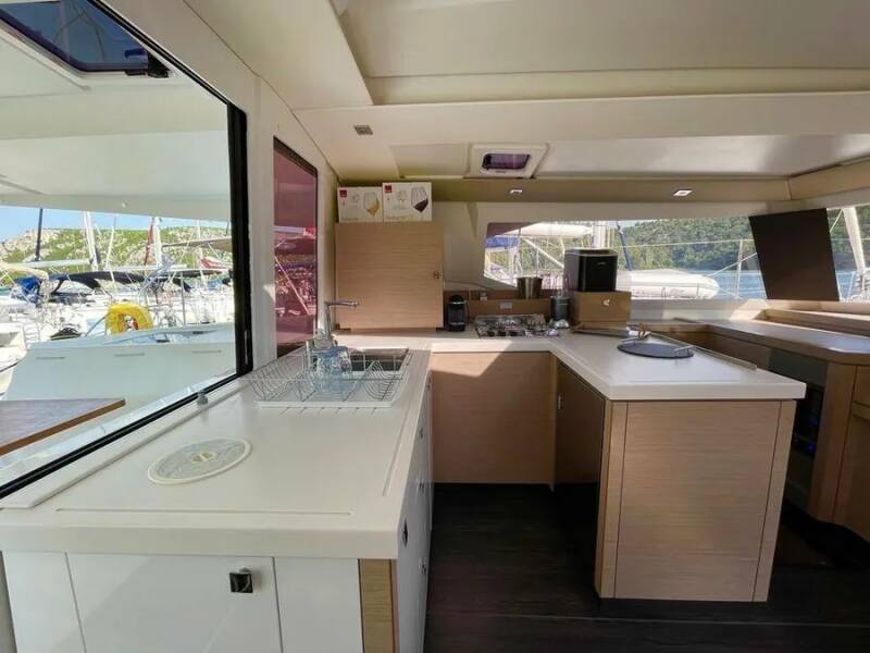 Fountaine Pajot Astrea 42 Flavia Augusta