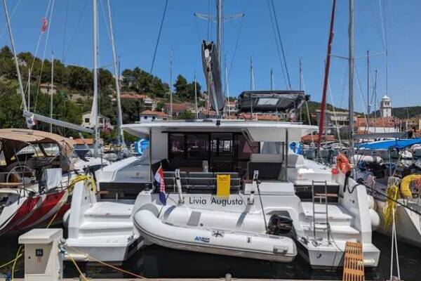 Fountaine Pajot Astrea 42 • Livia Augusta