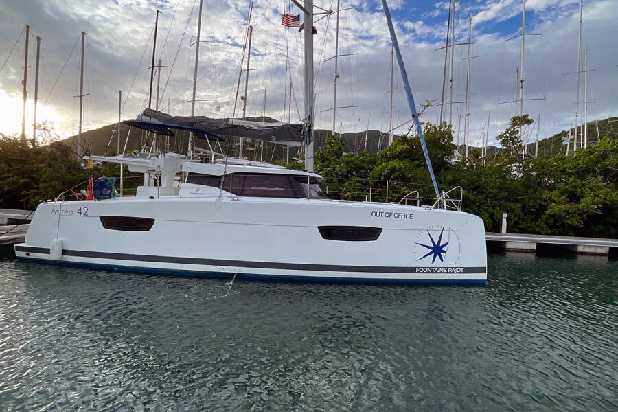 Fountaine Pajot Astrea 42 • Nauti Mollie (ex. Out Of Office)