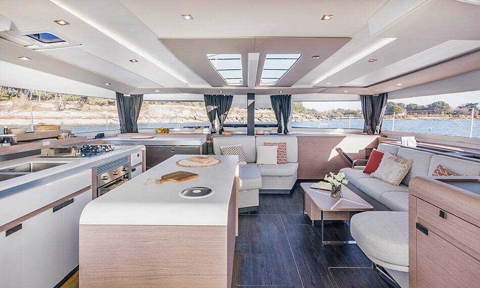 Fountaine Pajot Aura 51 SMART ELECTRIC LILY 