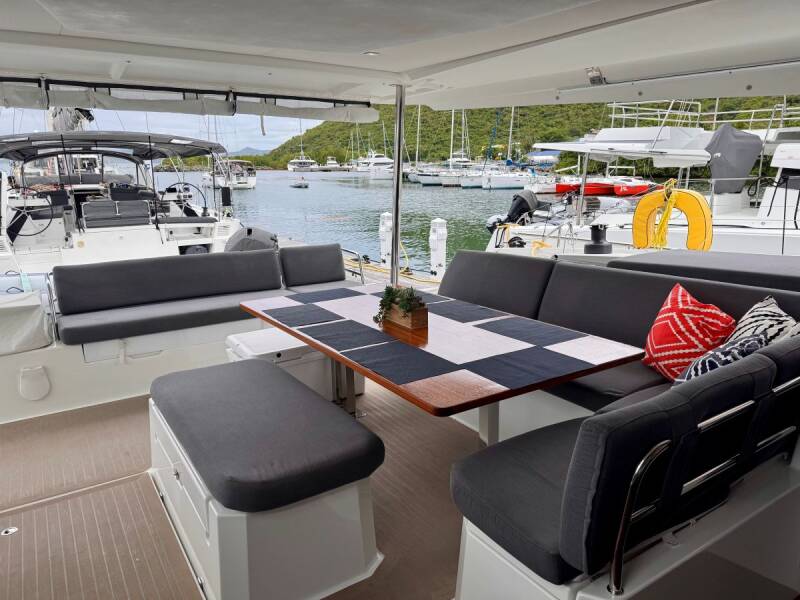 Fountaine Pajot Aura 51 Carrie Lee