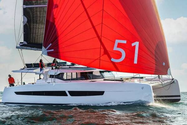 Fountaine Pajot Aura 51 • Maeva