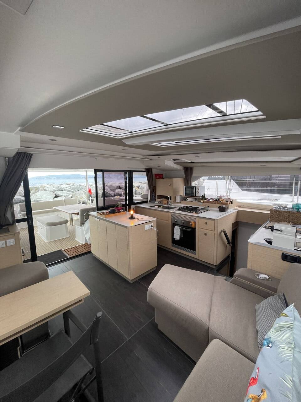 Fountaine Pajot Aura 51 Eleonore et les Garcons