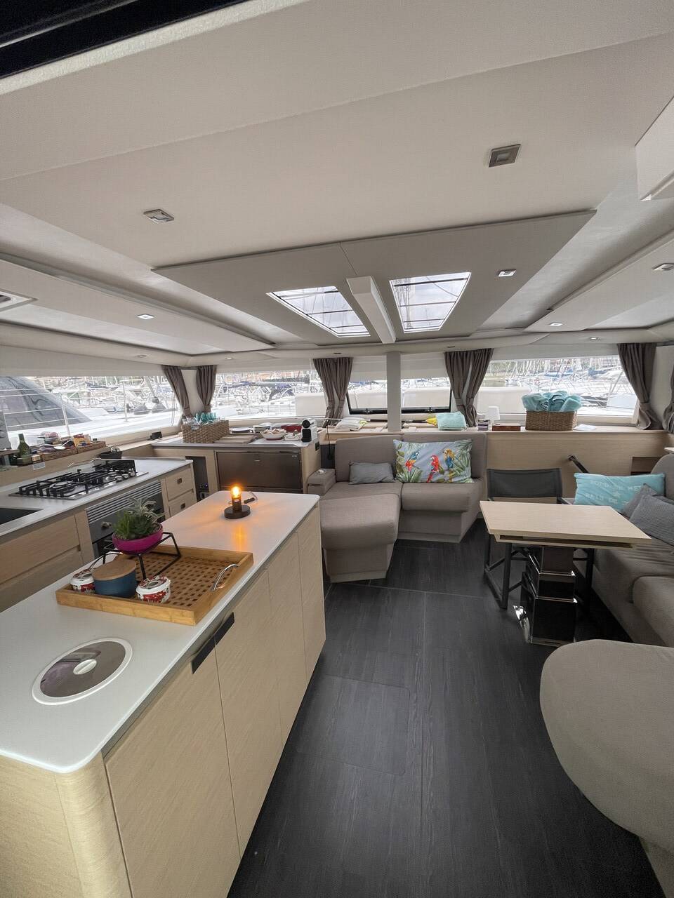 Fountaine Pajot Aura 51 Eleonore et les Garcons
