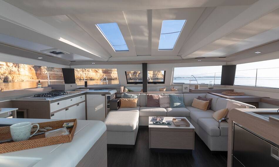 Fountaine Pajot Elba 45 SMART ELECTRIC PANSY