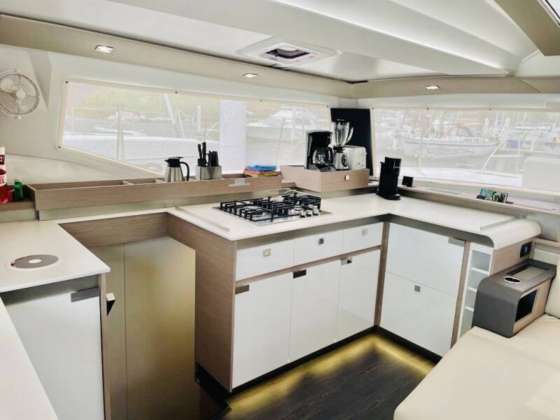 Fountaine Pajot Elba 45 Pau Hana II