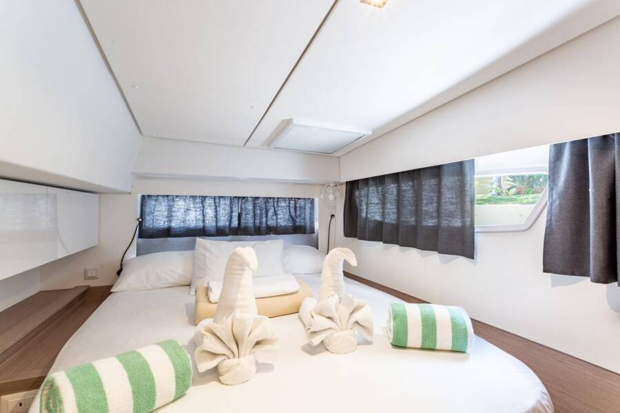 Fountaine Pajot Elba 45 Gelos