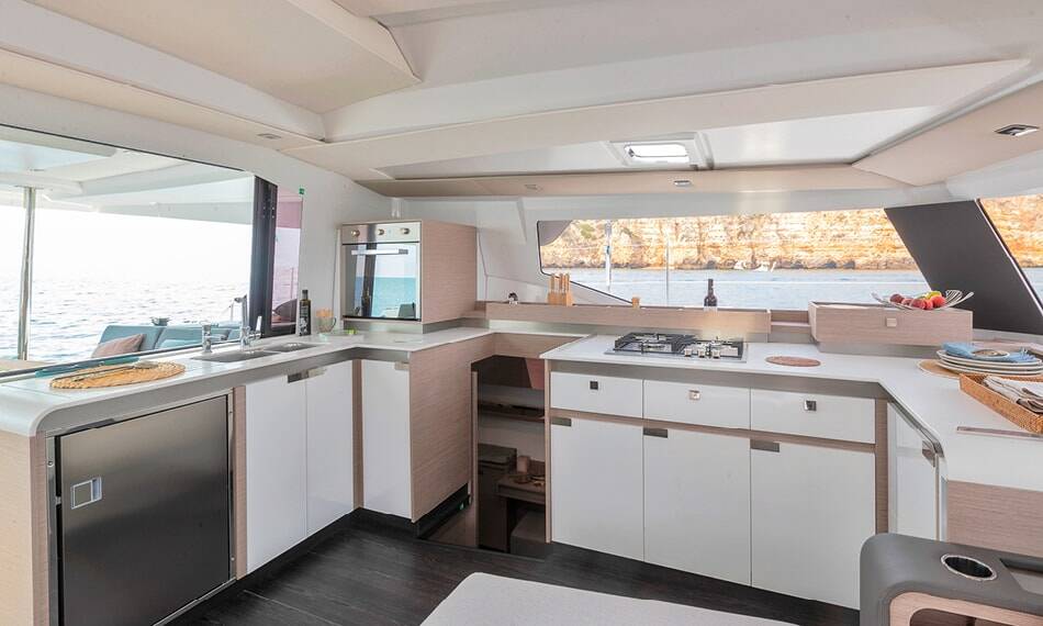 Fountaine Pajot Elba 45 Nami
