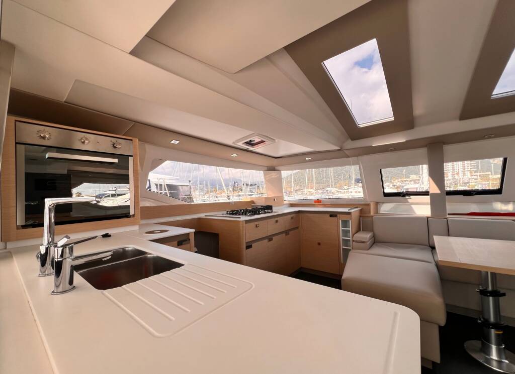 Fountaine Pajot Elba 45 Nami
