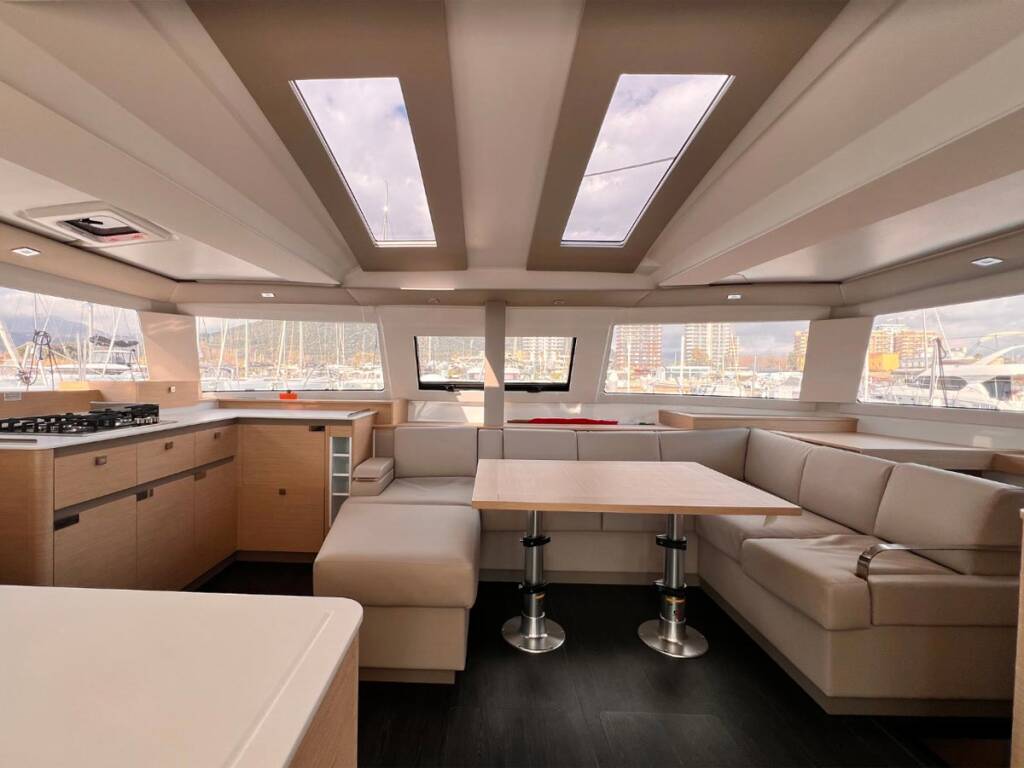 Fountaine Pajot Elba 45 Krug