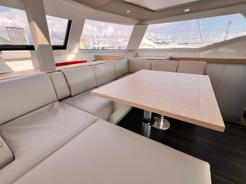Fountaine Pajot Elba 45 Krug