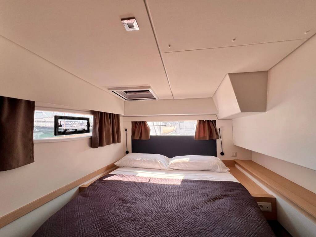 Fountaine Pajot Elba 45 Krug