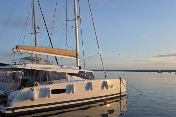 Fountaine Pajot Elba 45 • Fugu II