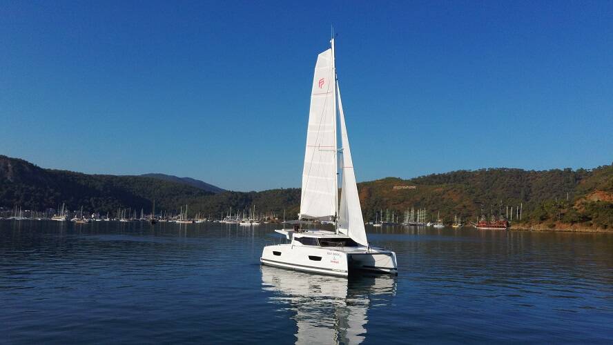 Fountaine Pajot Isla 40 Blue Orion