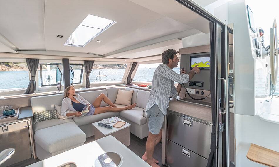 Fountaine Pajot Isla 40 ADISHATZ