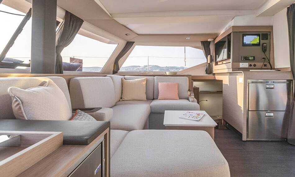 Fountaine Pajot Isla 40 ADISHATZ