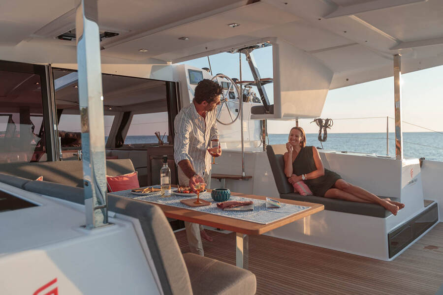 Fountaine Pajot Isla 40 Monkey Puppy