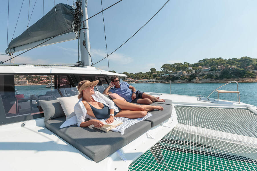 Fountaine Pajot Isla 40 Monkey Puppy