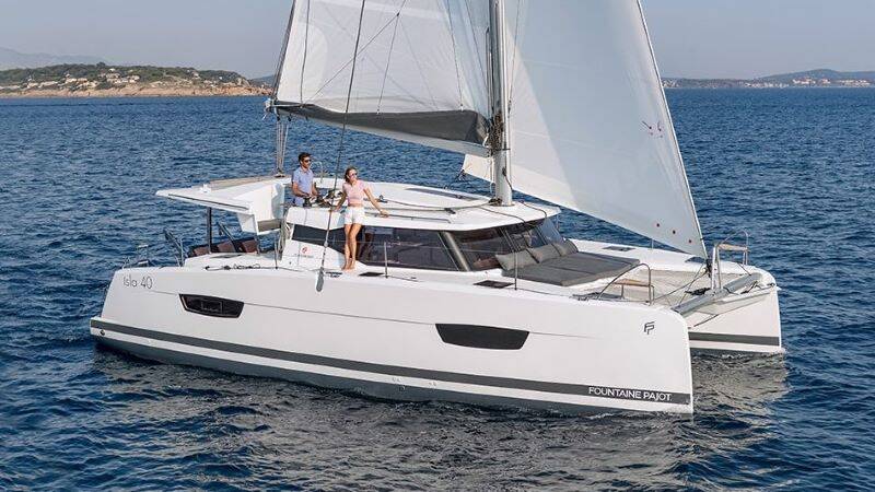 Fountaine Pajot Isla 40 • Island Curtisea