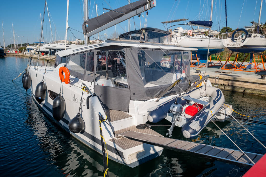 Fountaine Pajot Isla 40 Artemis 