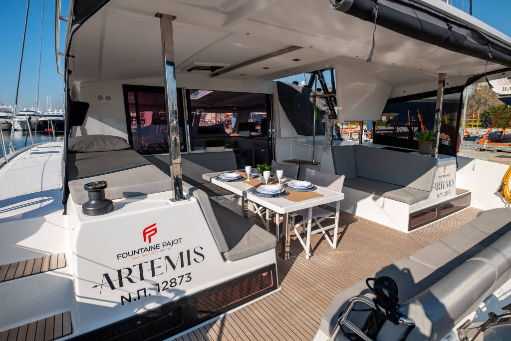 Fountaine Pajot Isla 40 Artemis 