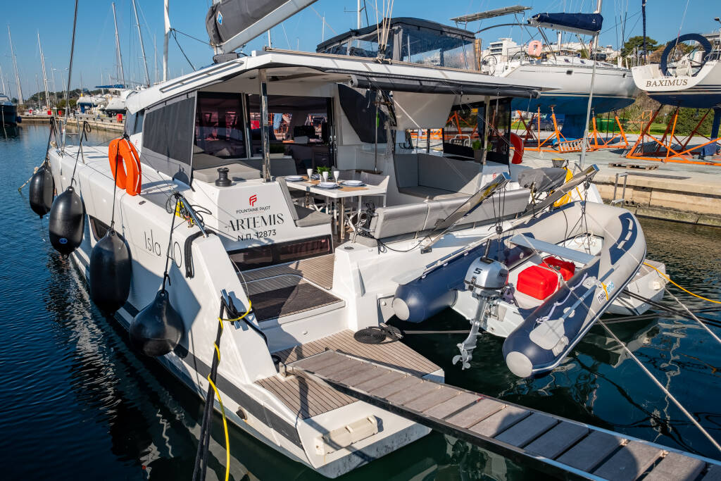 Fountaine Pajot Isla 40 Artemis 