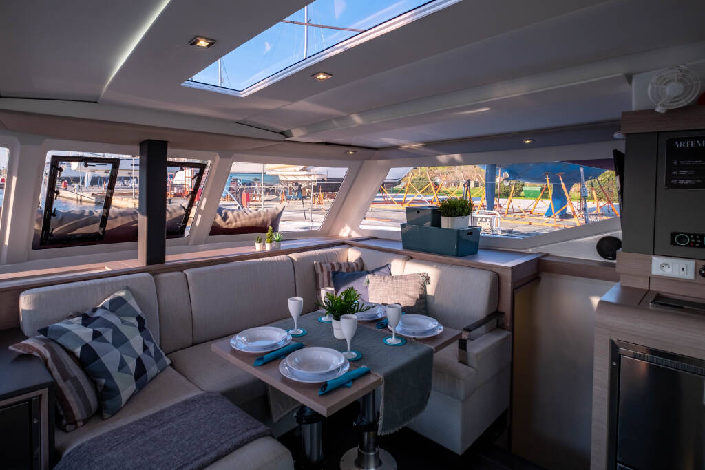 Fountaine Pajot Isla 40 Artemis 