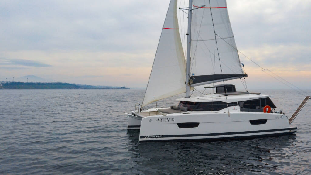 Fountaine Pajot Isla 40 Artemis