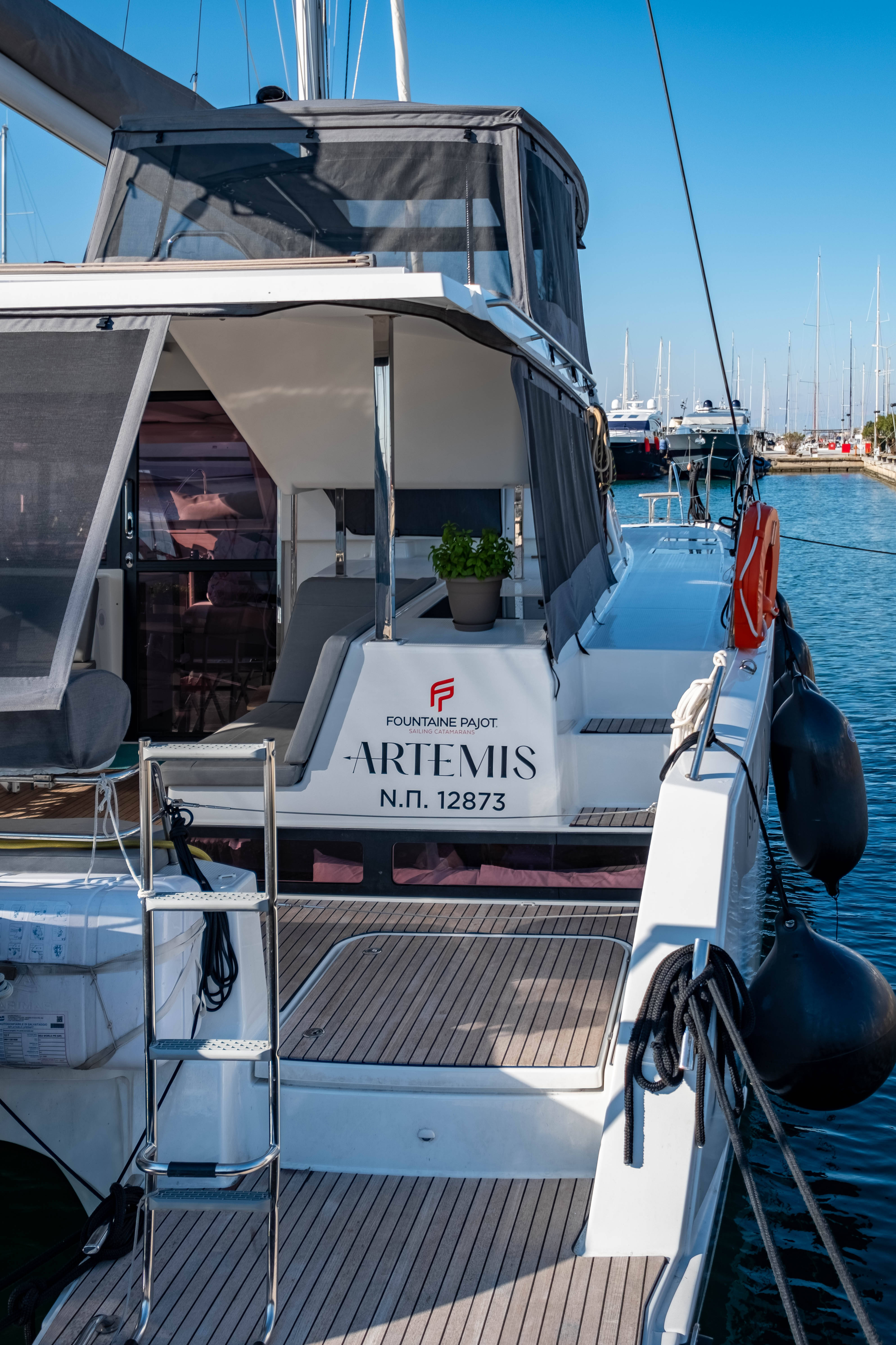 Fountaine Pajot Isla 40 Artemis