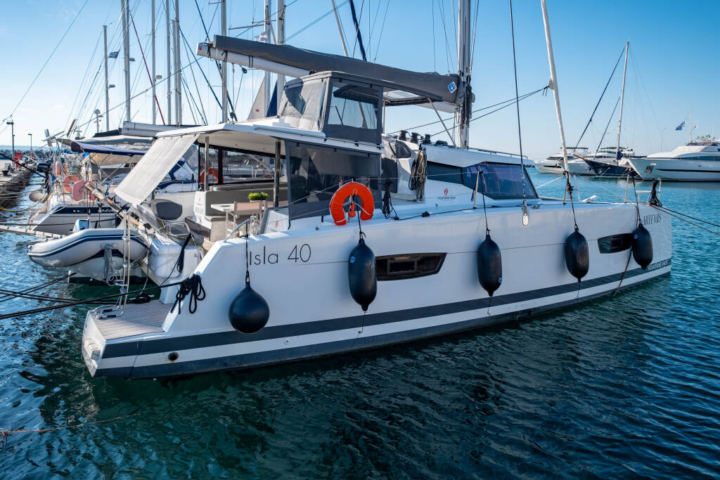 Fountaine Pajot Isla 40 Artemis