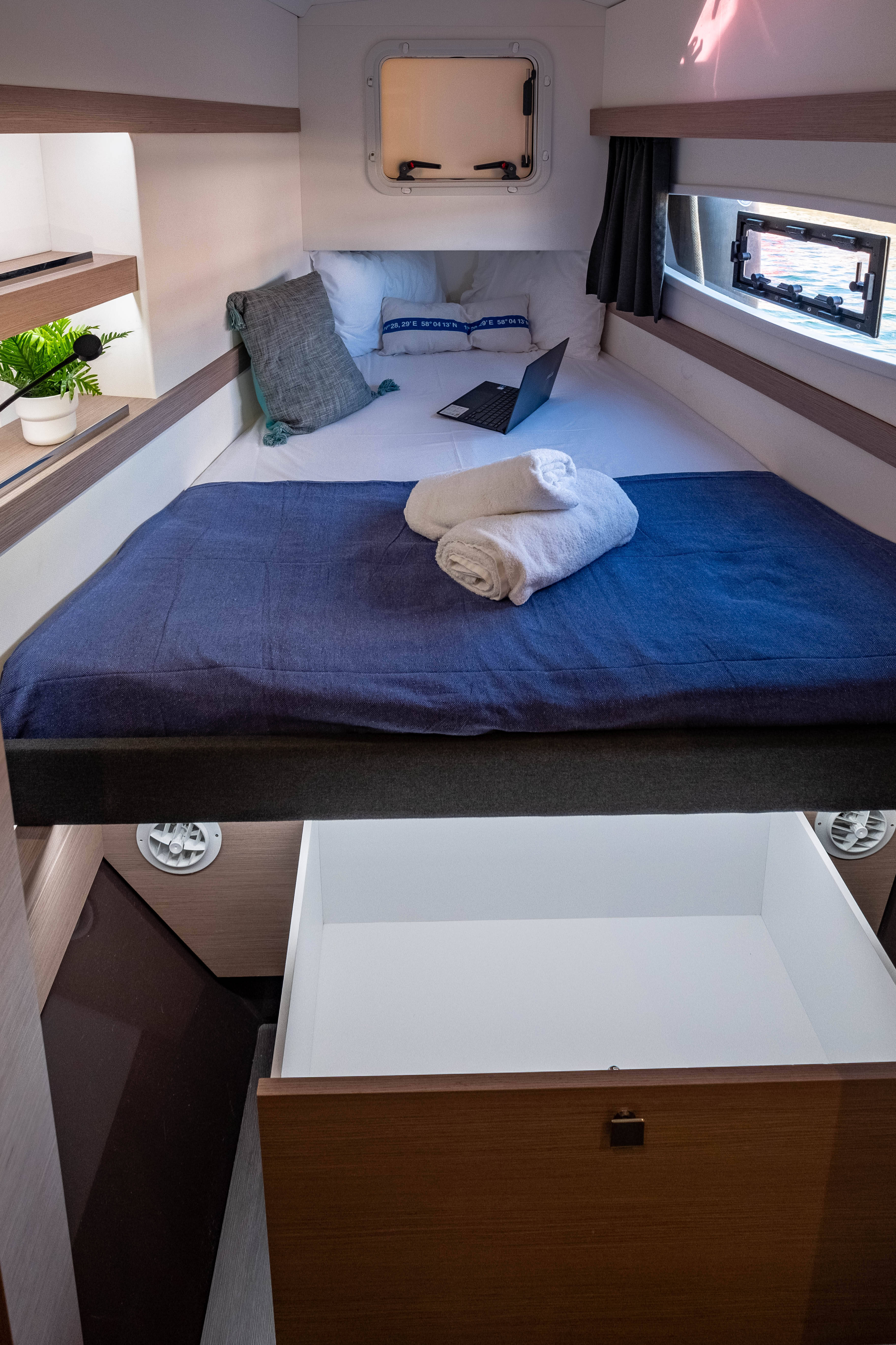 Fountaine Pajot Isla 40 Artemis