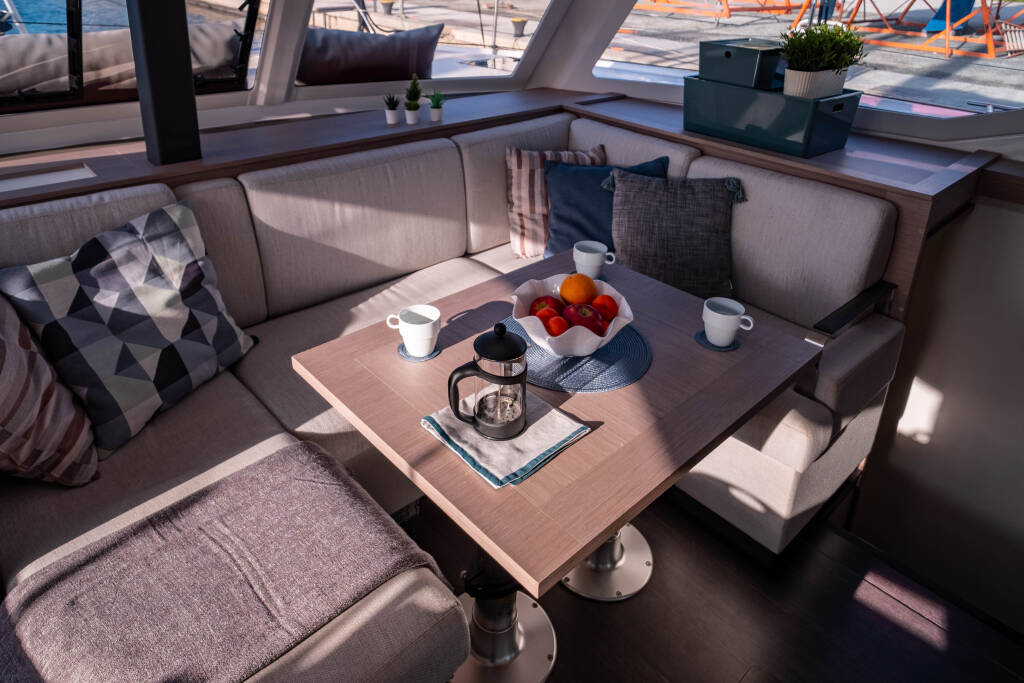 Fountaine Pajot Isla 40 Artemis