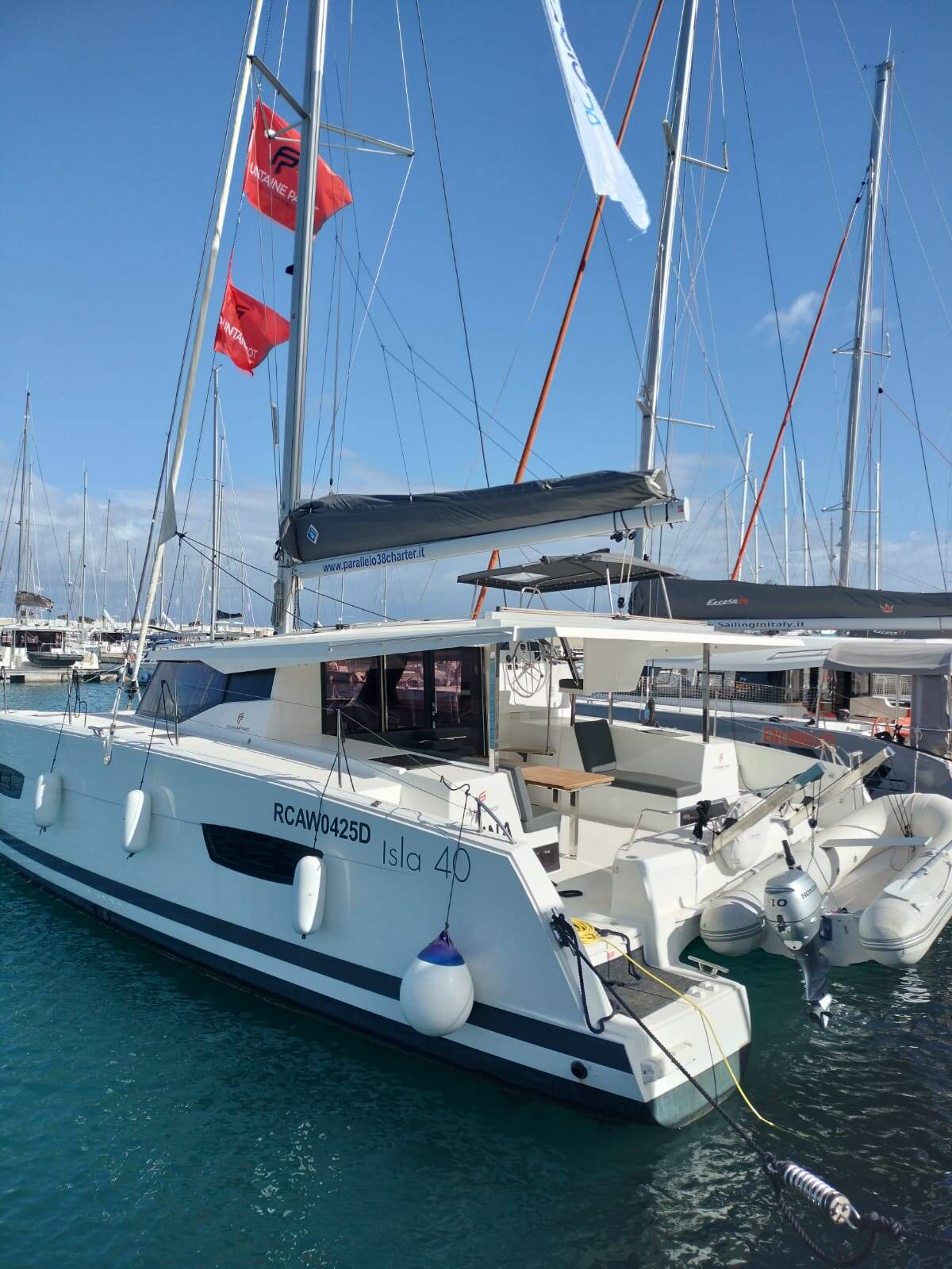 Fountaine Pajot Isla 40 LUNA