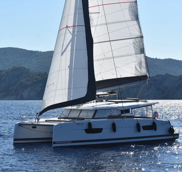 Fountaine Pajot Isla 40 • Elia