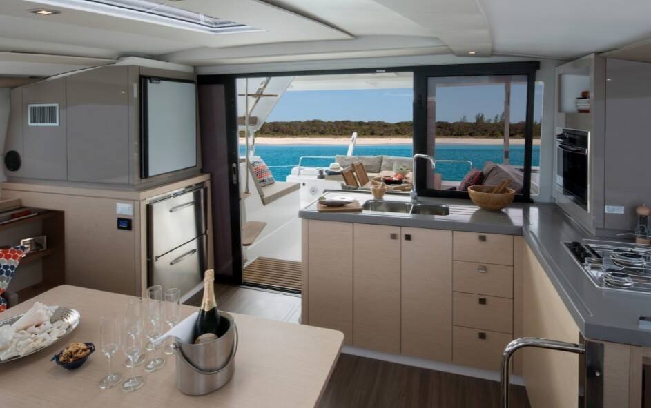 Fountaine Pajot Lucia 40 COWBOY CAT