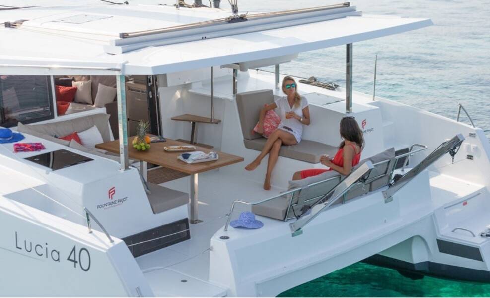 Fountaine Pajot Lucia 40 HAPPY HOUR 