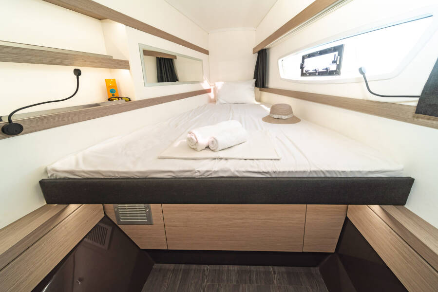 Fountaine Pajot Lucia 40 Fortuna