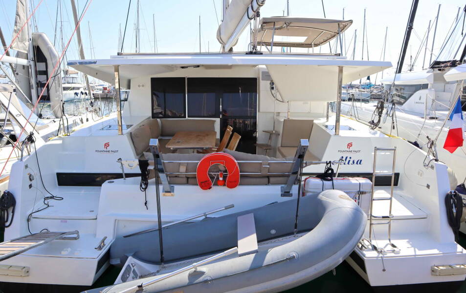 Fountaine Pajot Lucia 40 • ECONOMY