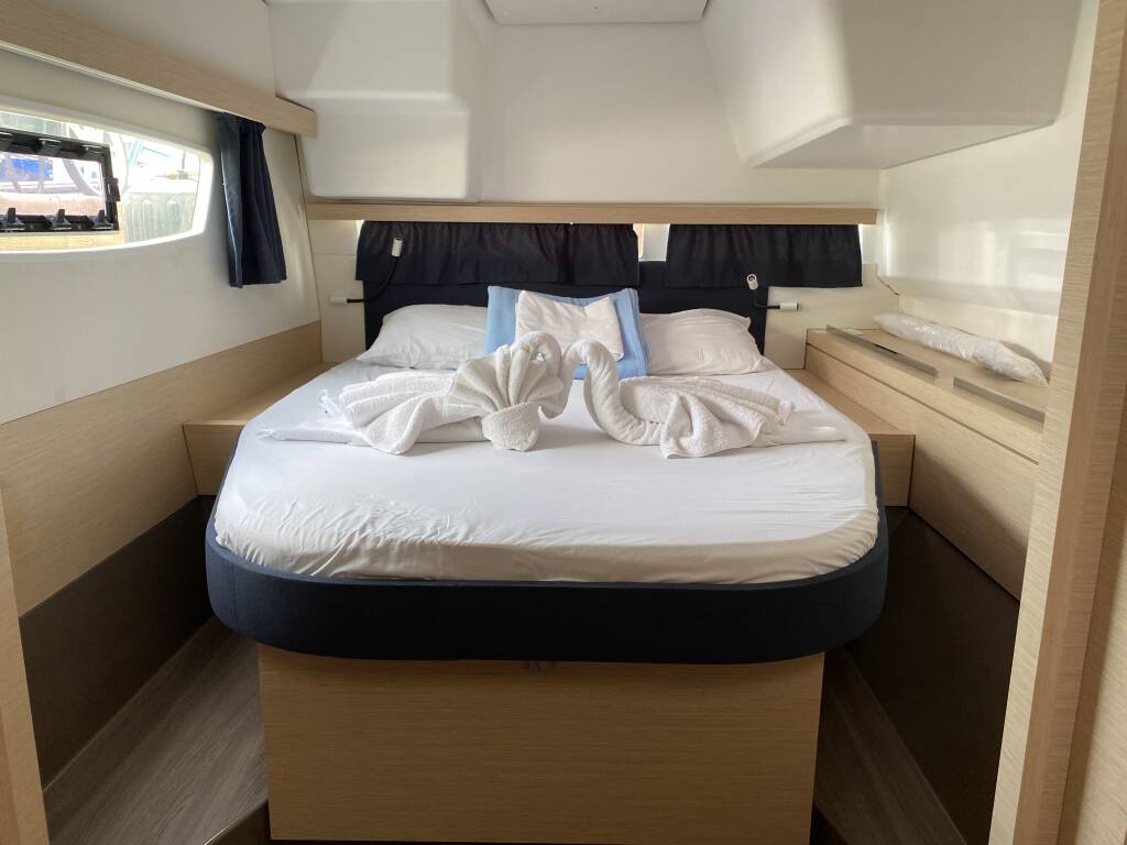 Fountaine Pajot Lucia 40 Island Life