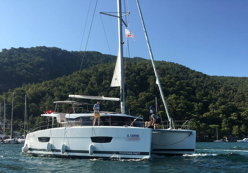 Fountaine Pajot Lucia 40 • El Camino